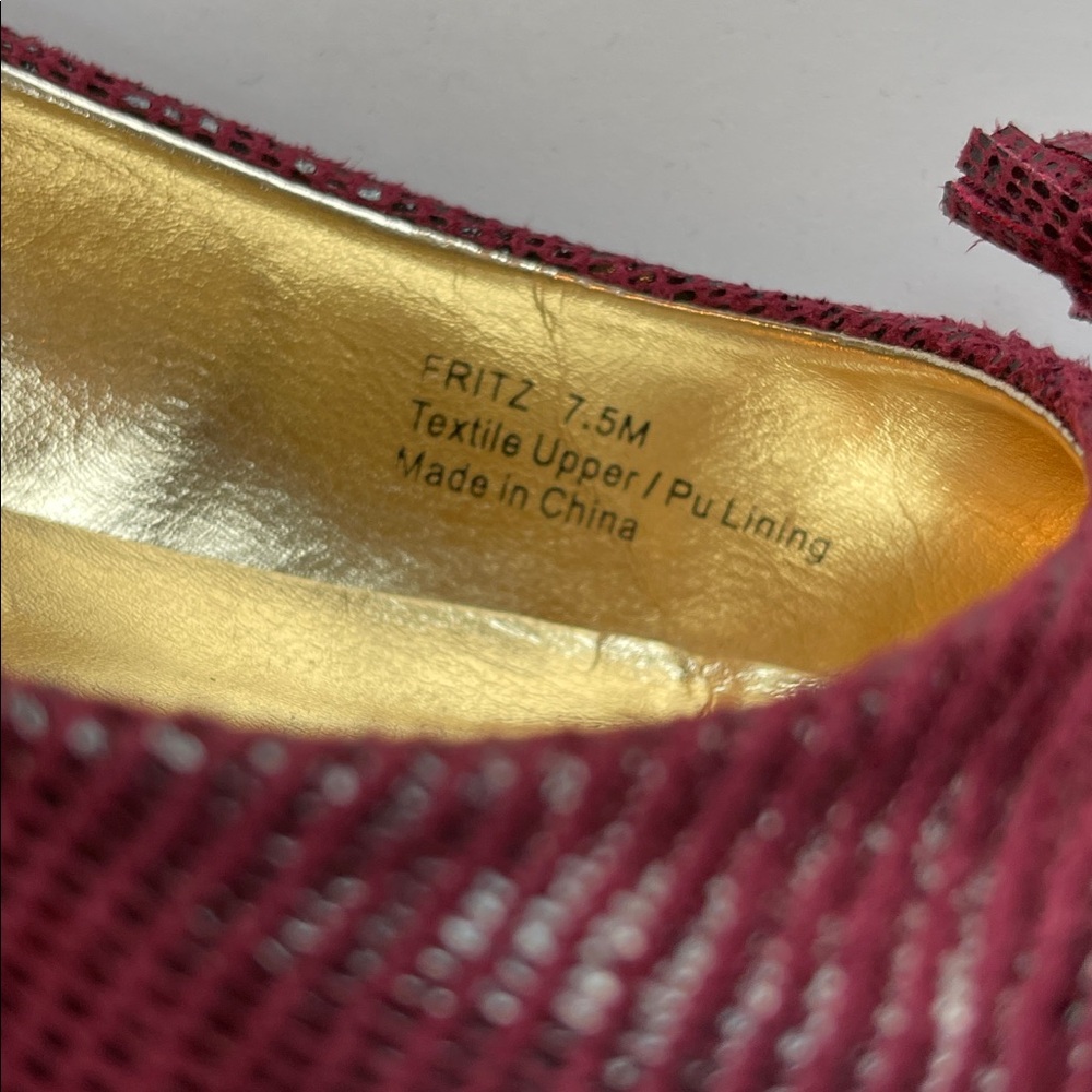 BELLINI PLUM TASSEL ACCENT FLAT - Picture 7 of 9